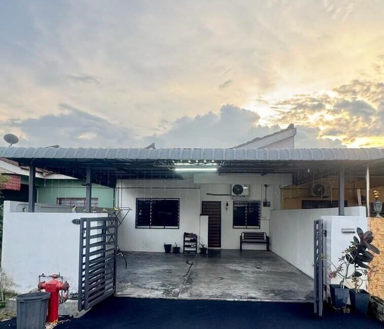 Teres 1 Tingkat untuk dijual di Taman Raia Mesra