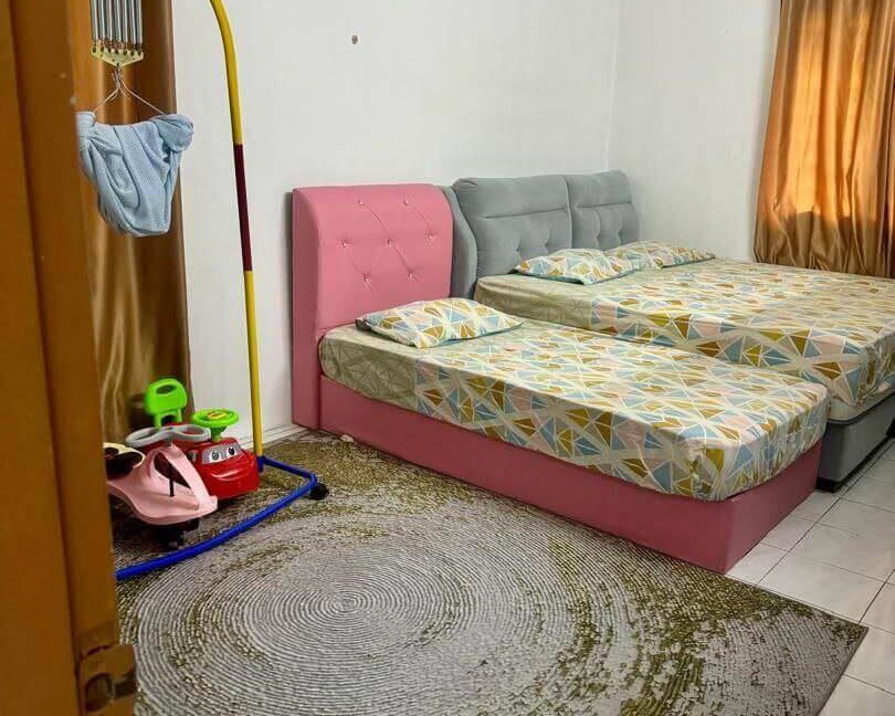 teres-1-tingkat-untuk-dijual-di-taman-raia-mesra-08