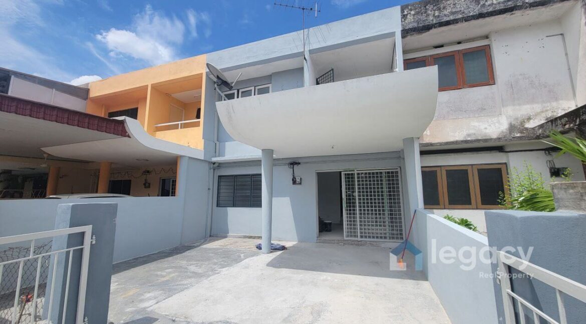 teres-2-tingkat-untuk-dijual-di-taman-buloh-emas-ipoh-07