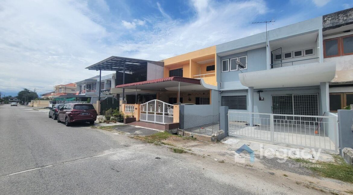 teres-2-tingkat-untuk-dijual-di-taman-buloh-emas-ipoh-08