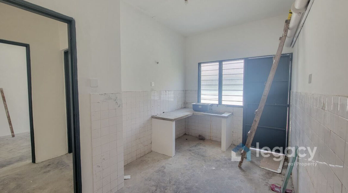 teres-2-tingkat-untuk-dijual-di-taman-buloh-emas-ipoh-22