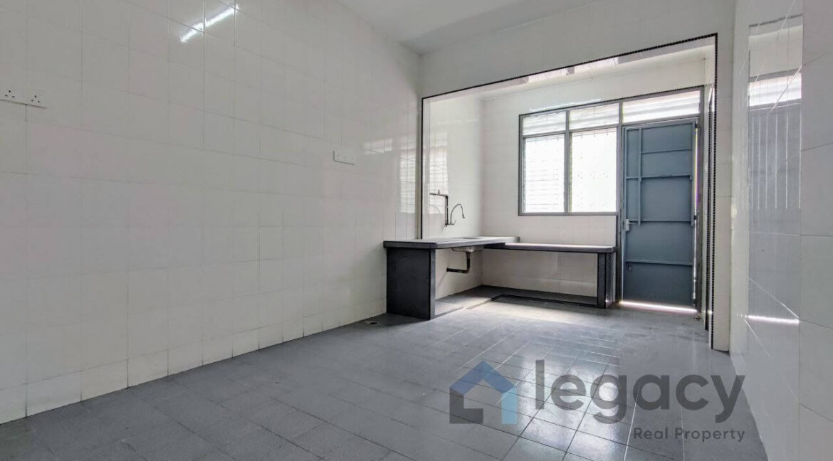 teres-2-tingkat-untuk-dijual-di-taman-pengkalan-jaya-station-18-ipoh-perak-07