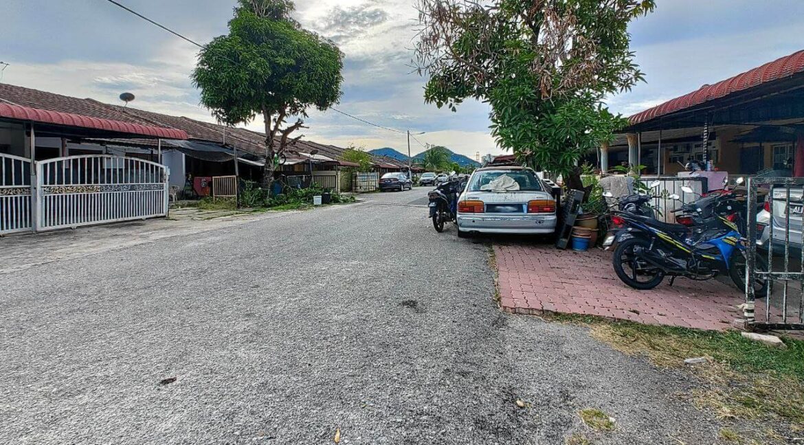 teres-setingkat-di-taman-samudera-manjung-11