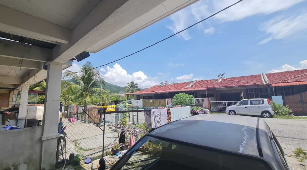 teres-setingkat-untuk-dijual-taman-kledang-fasa-2-sungai-siput-07