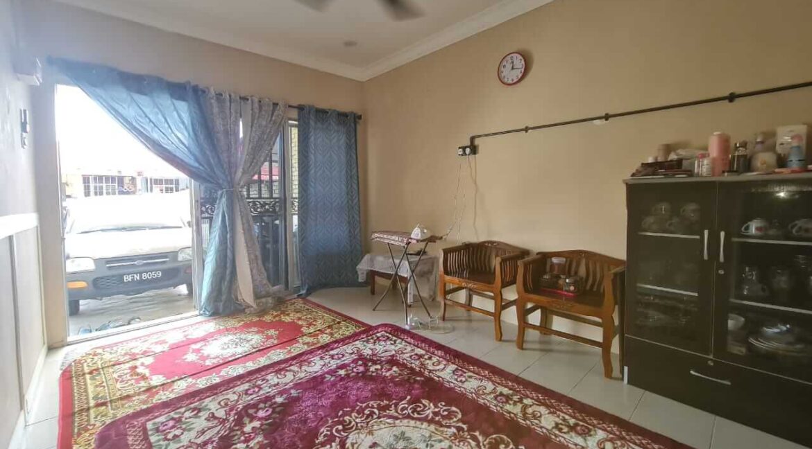 teres-setingkat-untuk-dijual-taman-kledang-fasa-2-sungai-siput-10