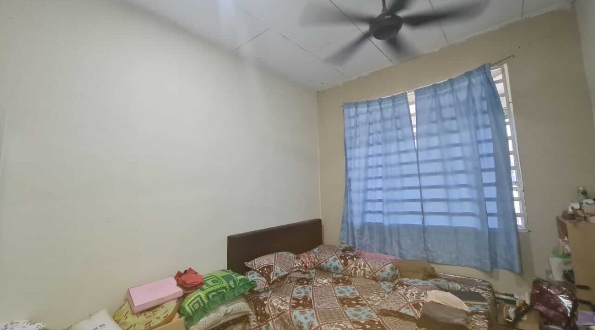 teres-setingkat-untuk-dijual-taman-kledang-fasa-2-sungai-siput-12