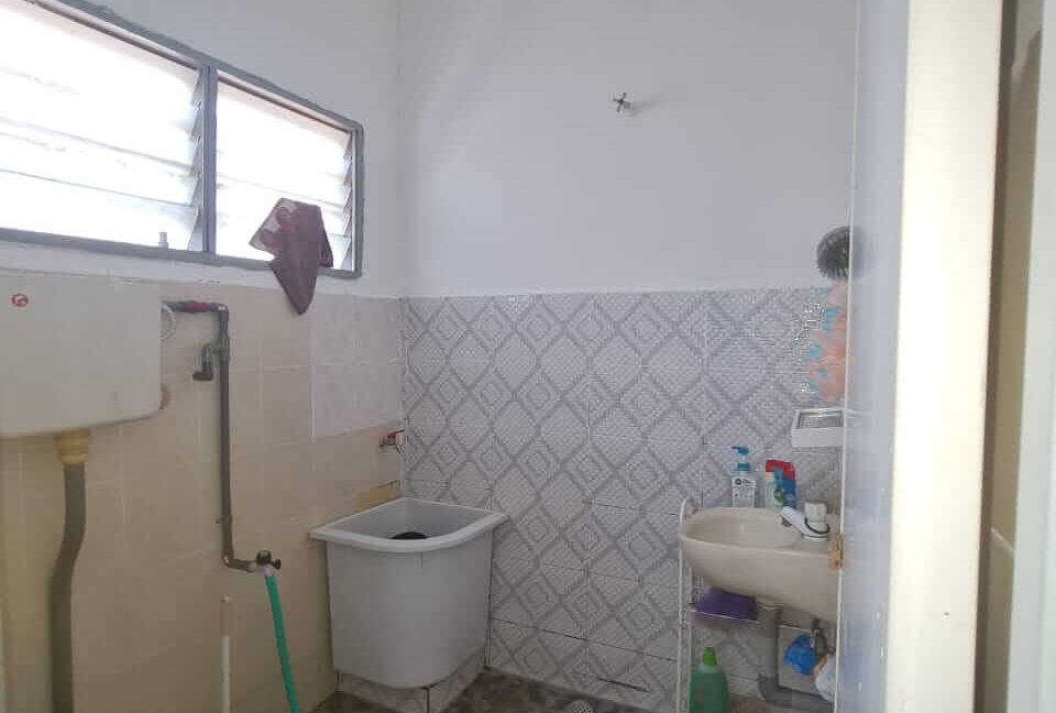 teres-setingkat-untuk-dijual-taman-kledang-fasa-2-sungai-siput-16