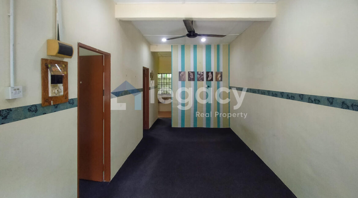 teres-untuk-dijual-di-rpt-taman-anggerik-fasa-3-bemban-04