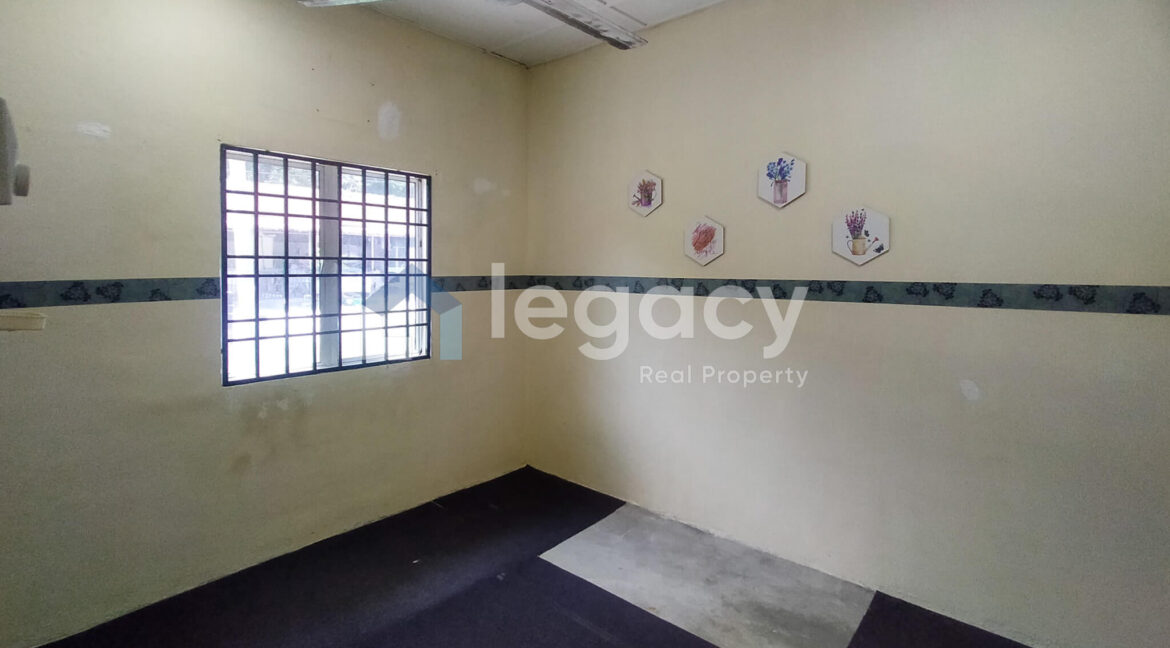 teres-untuk-dijual-di-rpt-taman-anggerik-fasa-3-bemban-07