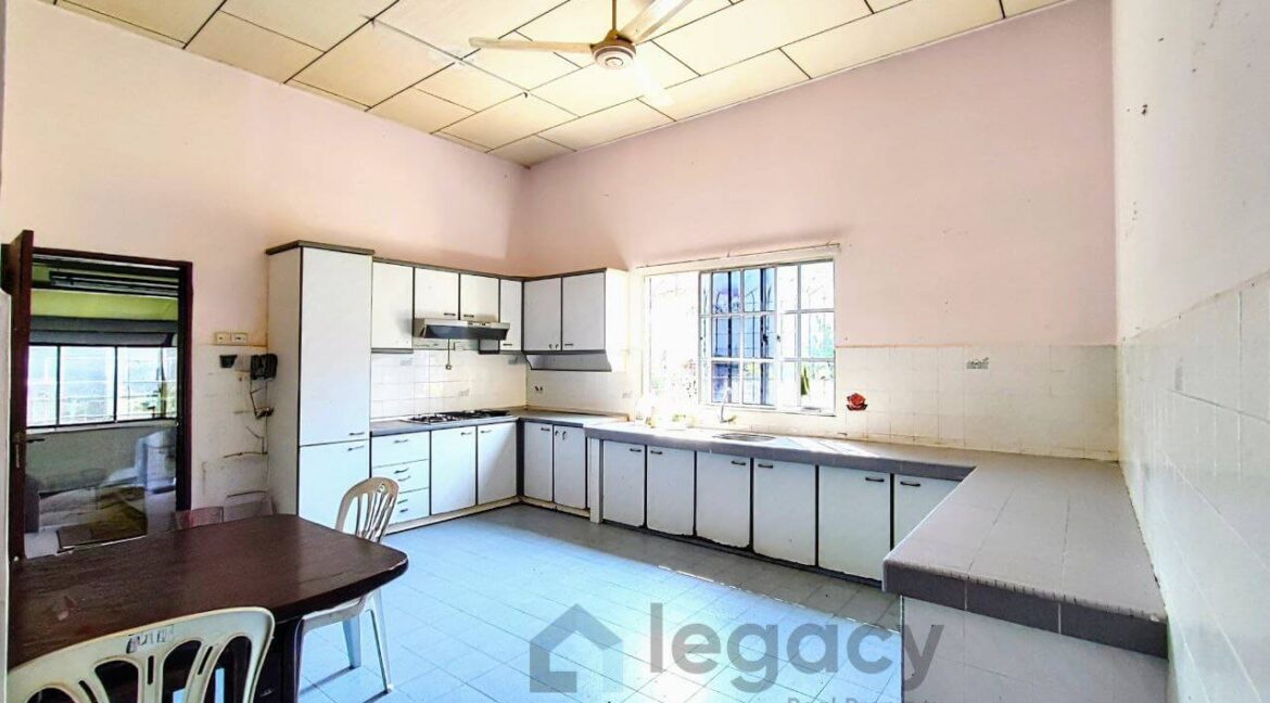 banglo-setingkat-untuk-dijual-di-kampung-tersusun-tasek-bercham-ipoh-08