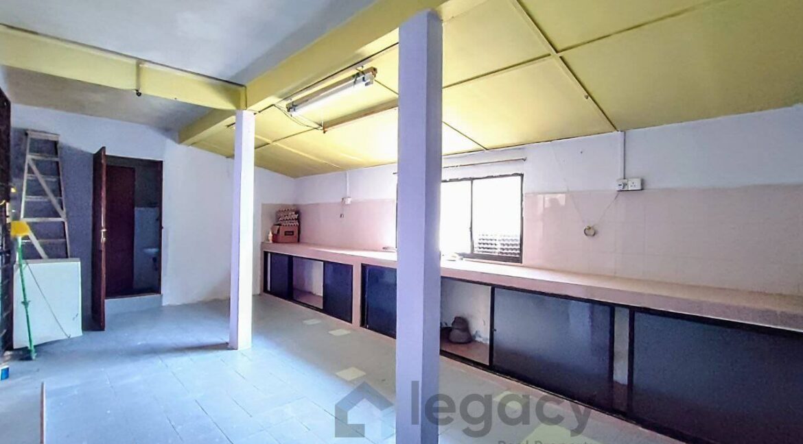 banglo-setingkat-untuk-dijual-di-kampung-tersusun-tasek-bercham-ipoh-09