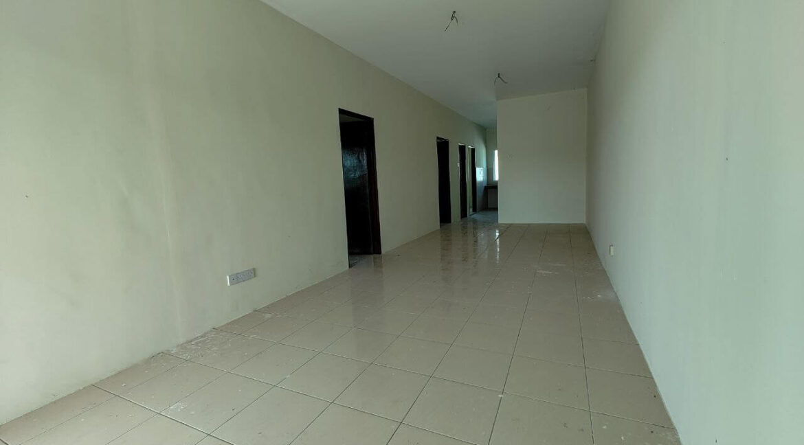 facing-open-teres-setingkat-utk-dijual-di-residens-1-bbsap-sitiawan-07