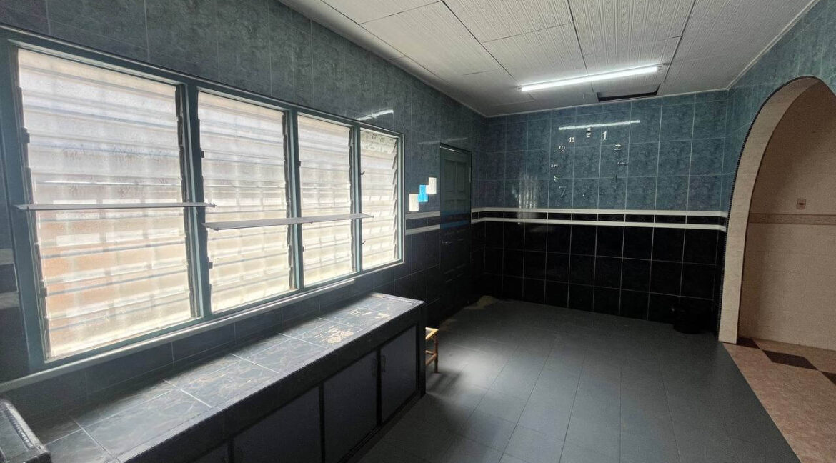 rumah-2-tingkat-untuk-dijual-taman-tinggi-silibin-ipoh-17