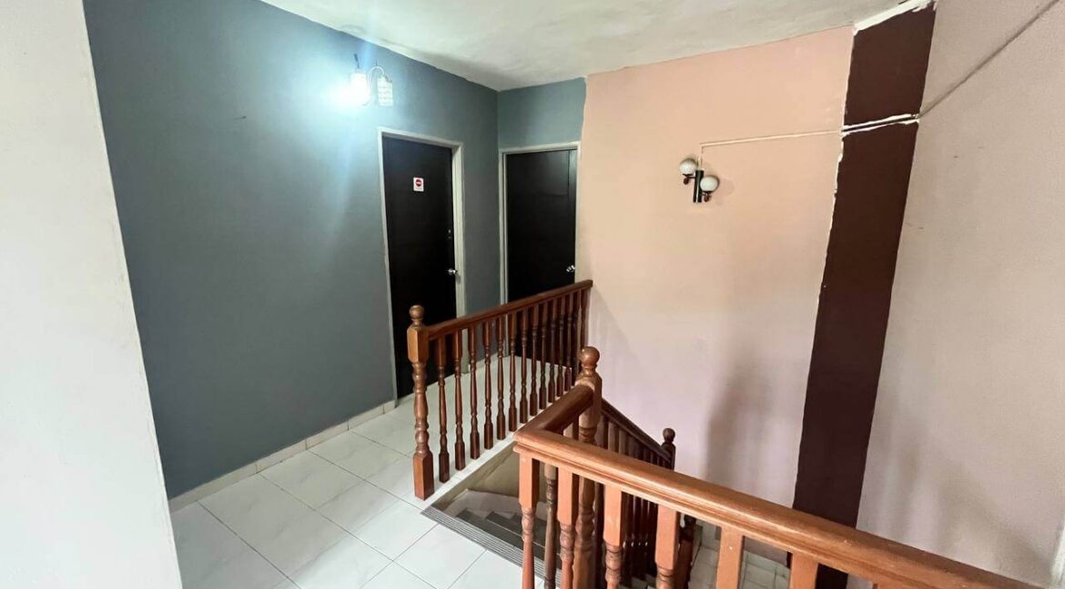 rumah-2-tingkat-untuk-dijual-taman-tinggi-silibin-ipoh-20