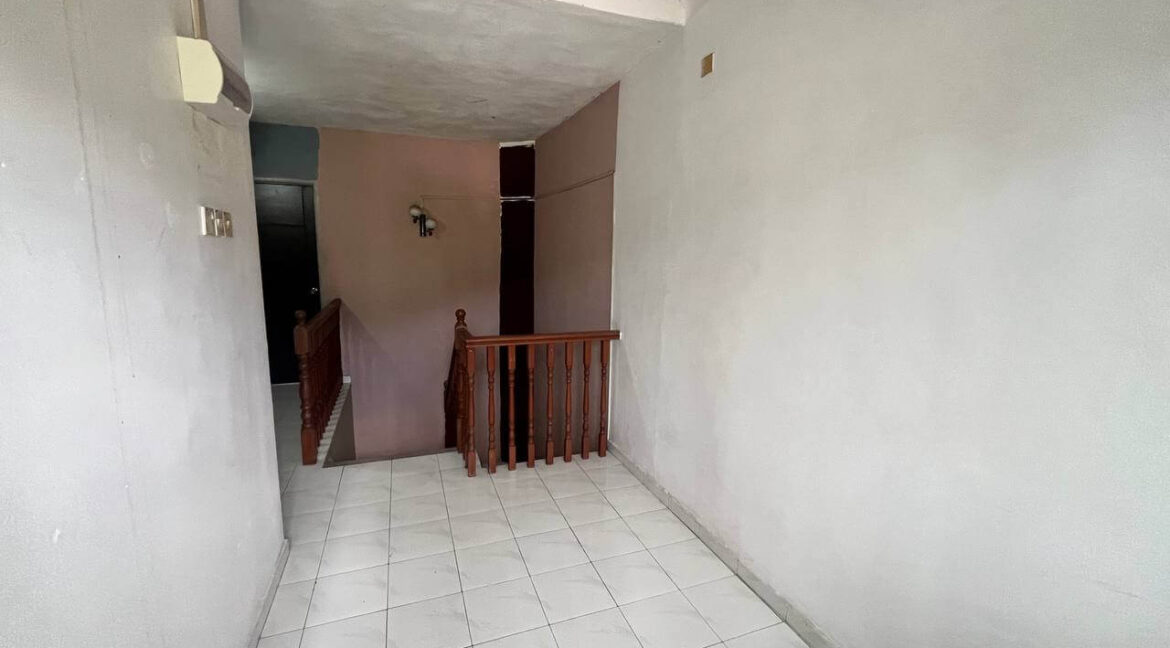 rumah-2-tingkat-untuk-dijual-taman-tinggi-silibin-ipoh-23