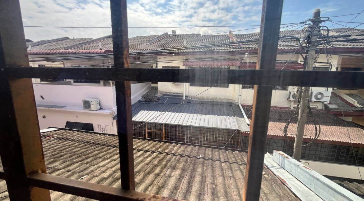 rumah-2-tingkat-untuk-dijual-taman-tinggi-silibin-ipoh-25