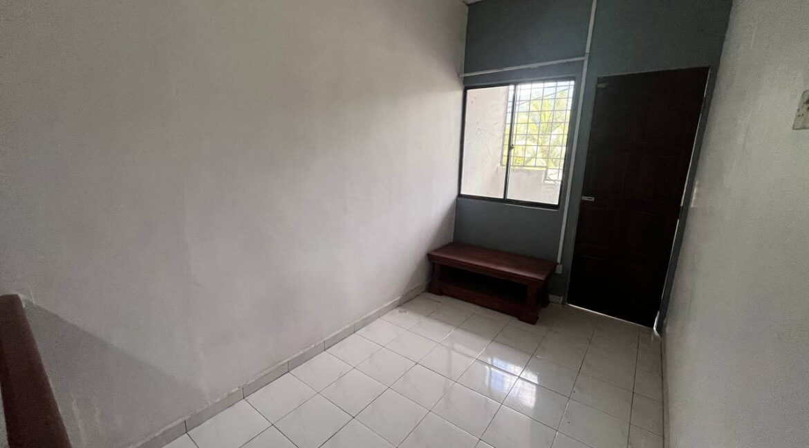 rumah-2-tingkat-untuk-dijual-taman-tinggi-silibin-ipoh-32