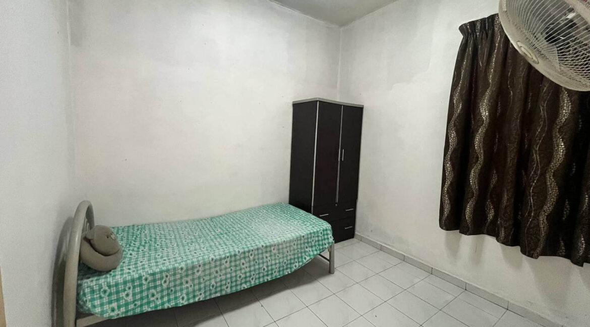 rumah-2-tingkat-untuk-dijual-taman-tinggi-silibin-ipoh-38