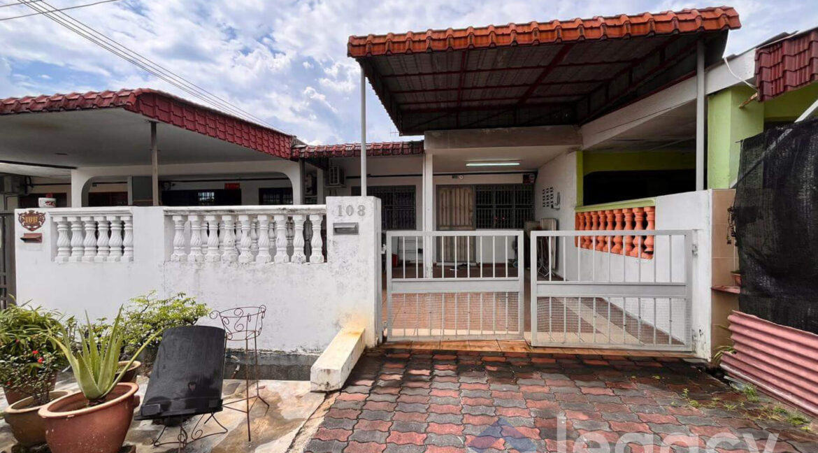 rumah-low-cost-untuk-dijual-di-taman-desa-aman-ipoh-03
