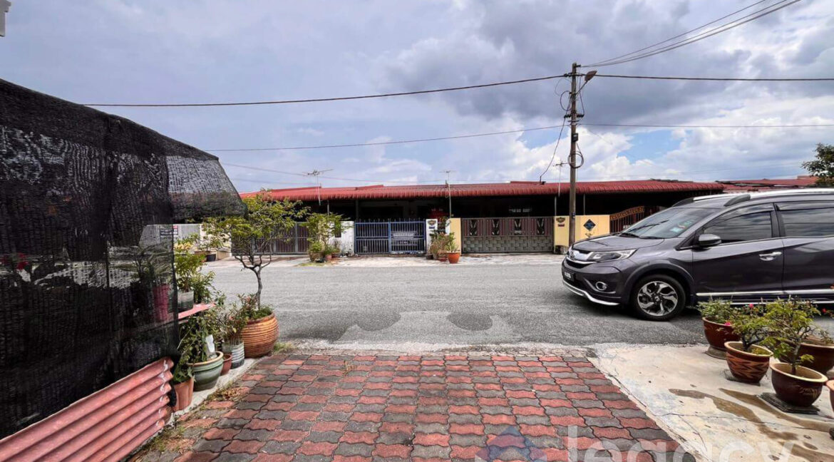 rumah-low-cost-untuk-dijual-di-taman-desa-aman-ipoh-05
