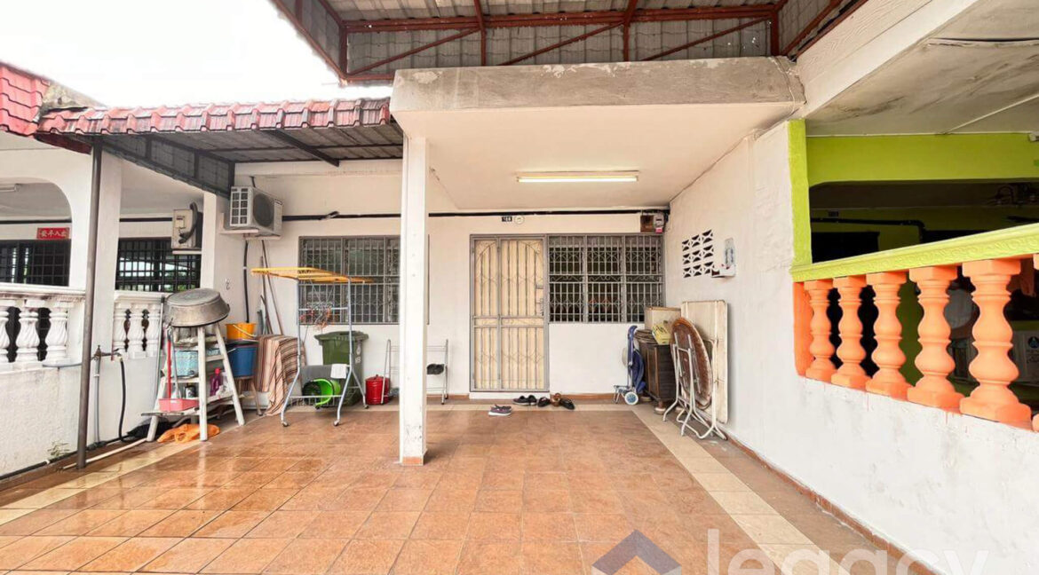 rumah-low-cost-untuk-dijual-di-taman-desa-aman-ipoh-06