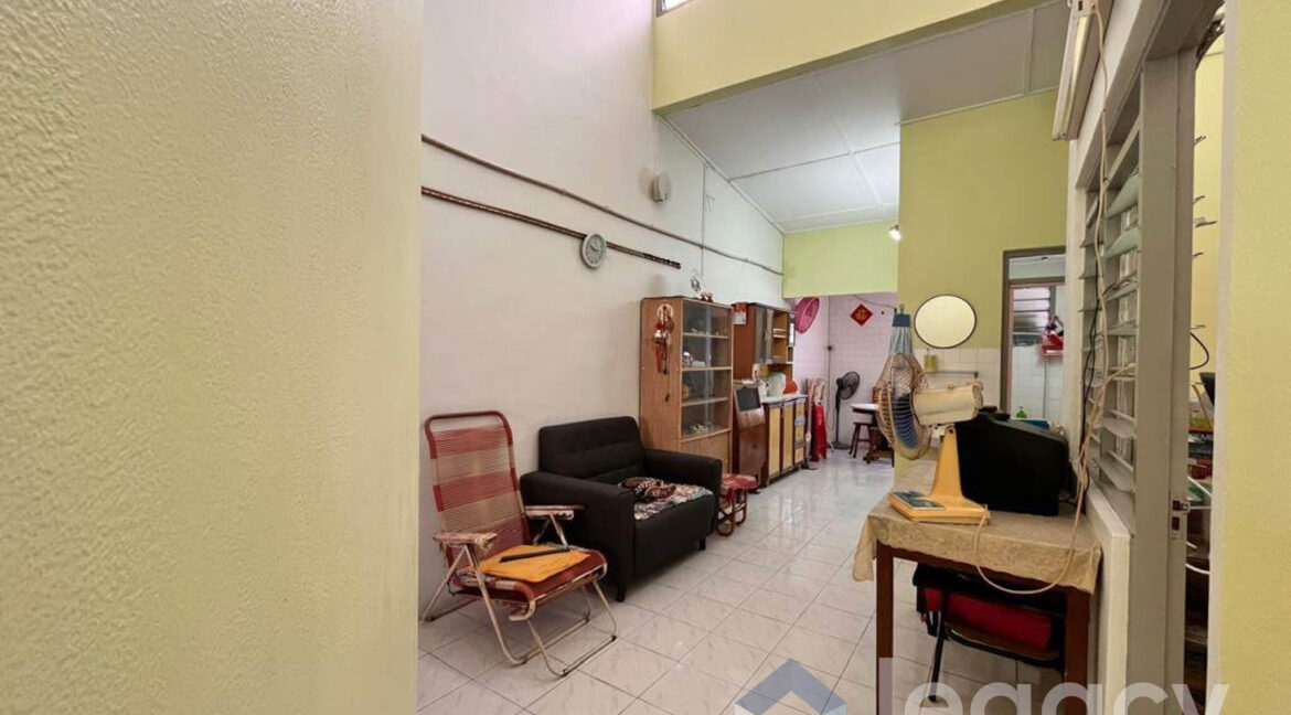 rumah-low-cost-untuk-dijual-di-taman-desa-aman-ipoh-12
