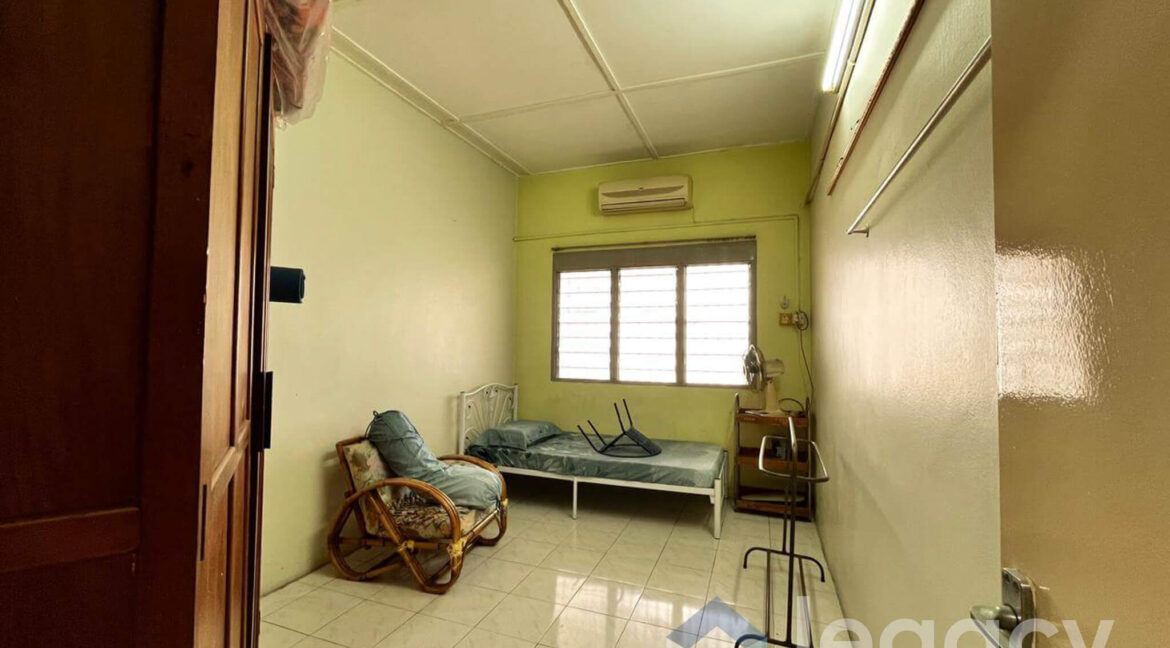 rumah-low-cost-untuk-dijual-di-taman-desa-aman-ipoh-20