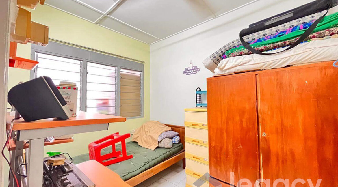 rumah-low-cost-untuk-dijual-di-taman-desa-aman-ipoh-23