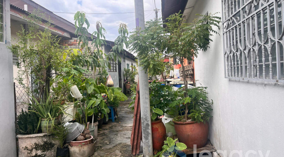 rumah-low-cost-untuk-dijual-di-taman-desa-aman-ipoh-26