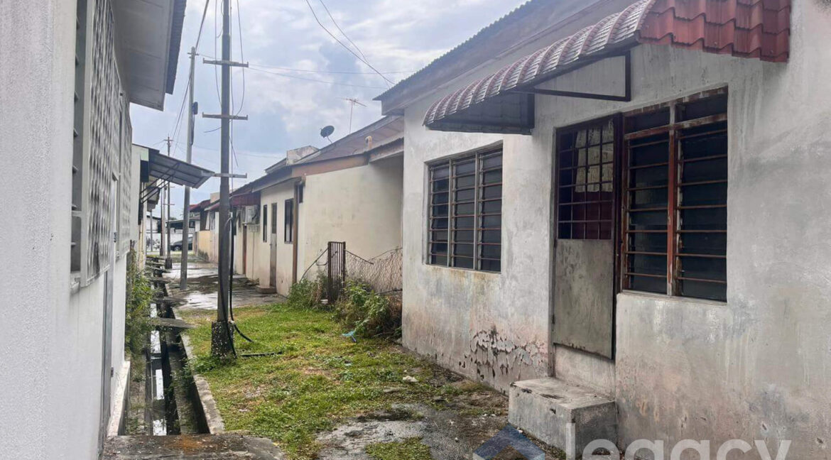 rumah-low-cost-untuk-dijual-di-taman-desa-aman-ipoh-27