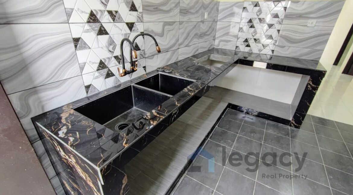 rumah-teres-setingkat-untuk-dijual-di-taman-lagenda-teluk-intan-07