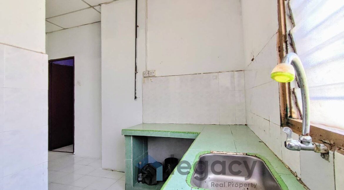 rumah-teres-untuk-dijual-di-taman-chandan-putri-kuala-kangsar-05