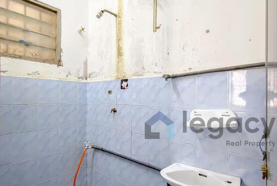rumah-teres-untuk-dijual-di-taman-chandan-putri-kuala-kangsar-08