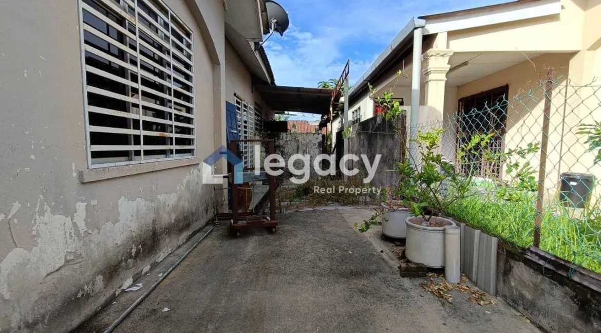banglo-setingkat-untuk-dijual-di-ulu-kuang-chemor-05