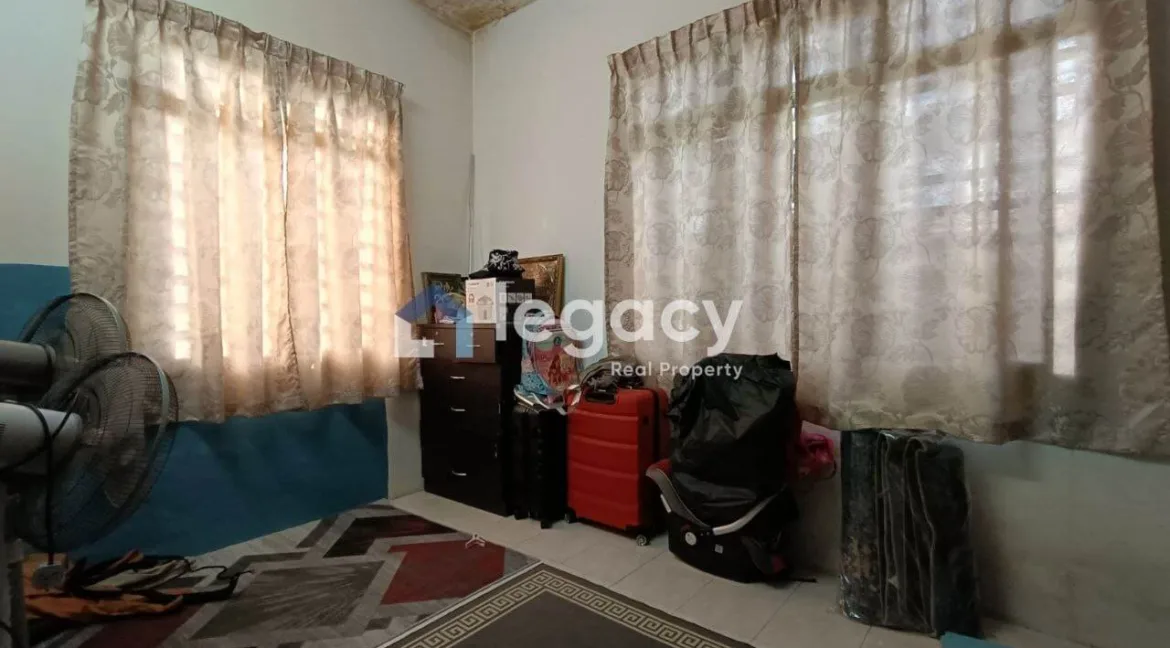 banglo-setingkat-untuk-dijual-di-ulu-kuang-chemor-09