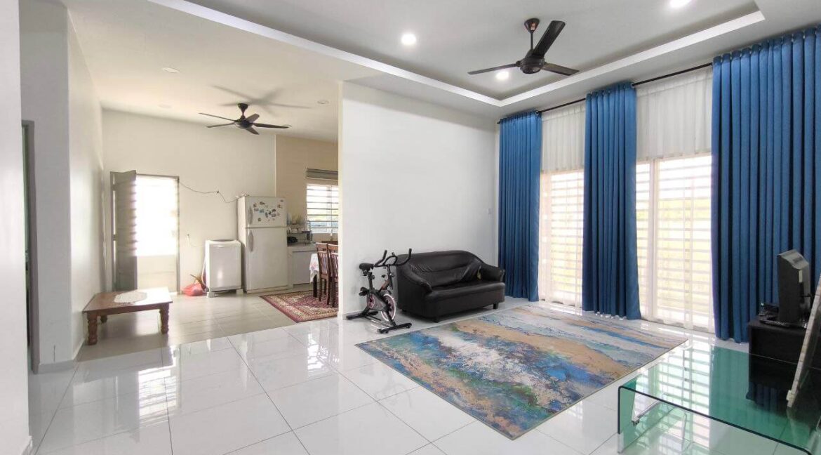 rumah-banglo-cantik-berserta-perabot-untuk-dijual-di-bidor-10