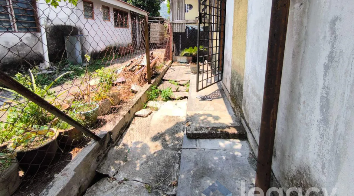 rumah-teres-setingkat-untuk-dijual-di-tambun-ipoh-14