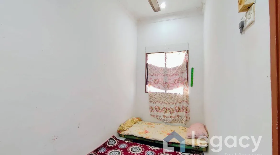 rumah-teres-untuk-dijual-di-bandar-universiti-seri-iskandar-10
