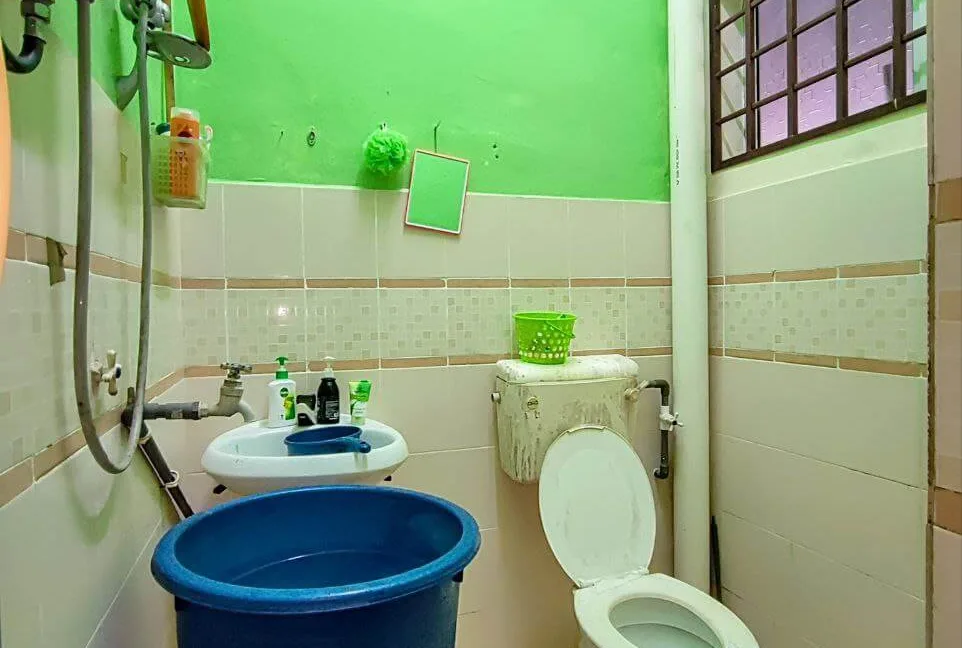 rumah-teres-untuk-dijual-di-bandar-universiti-seri-iskandar-11