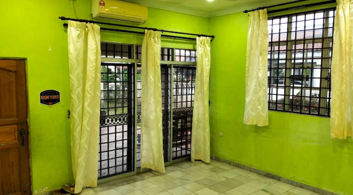 semi-d-satu-setengah-tingkat-untuk-dijual-di-fasa-1d2-seri-manjung-v2-07