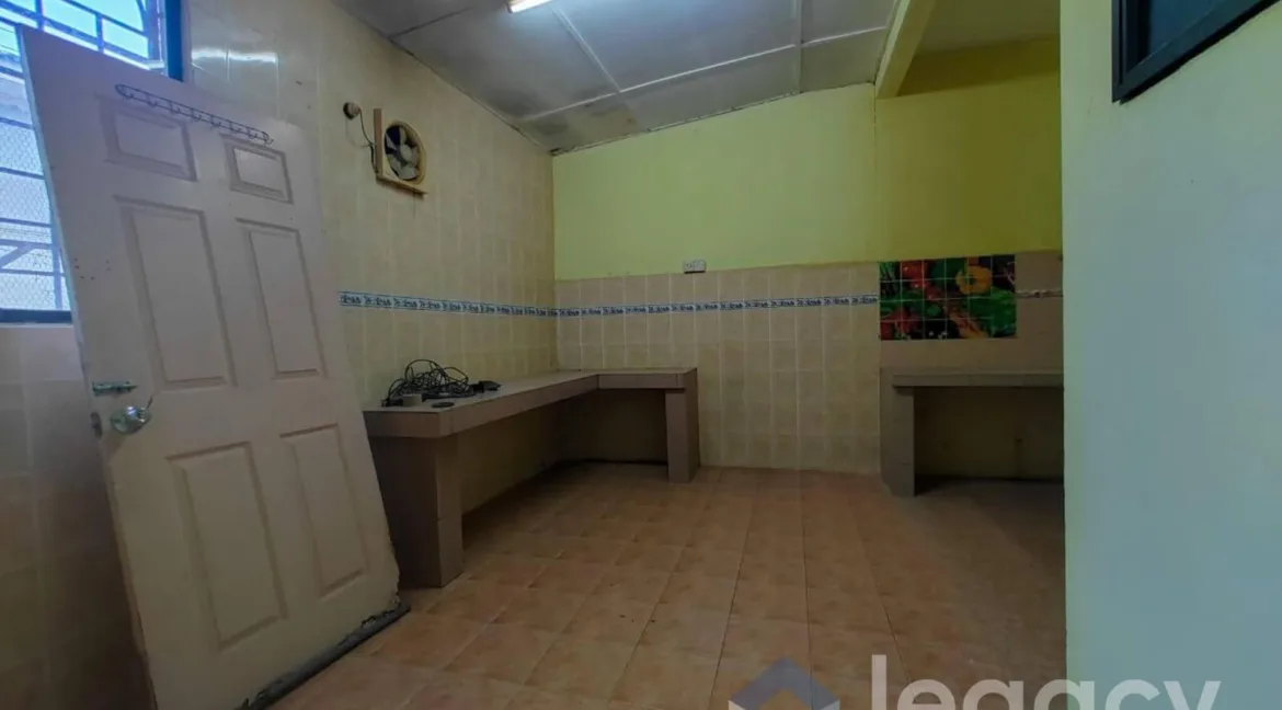 semi-d-setingkat-untuk-dijual-di-taman-sejahtera-mambang-di-awan-23