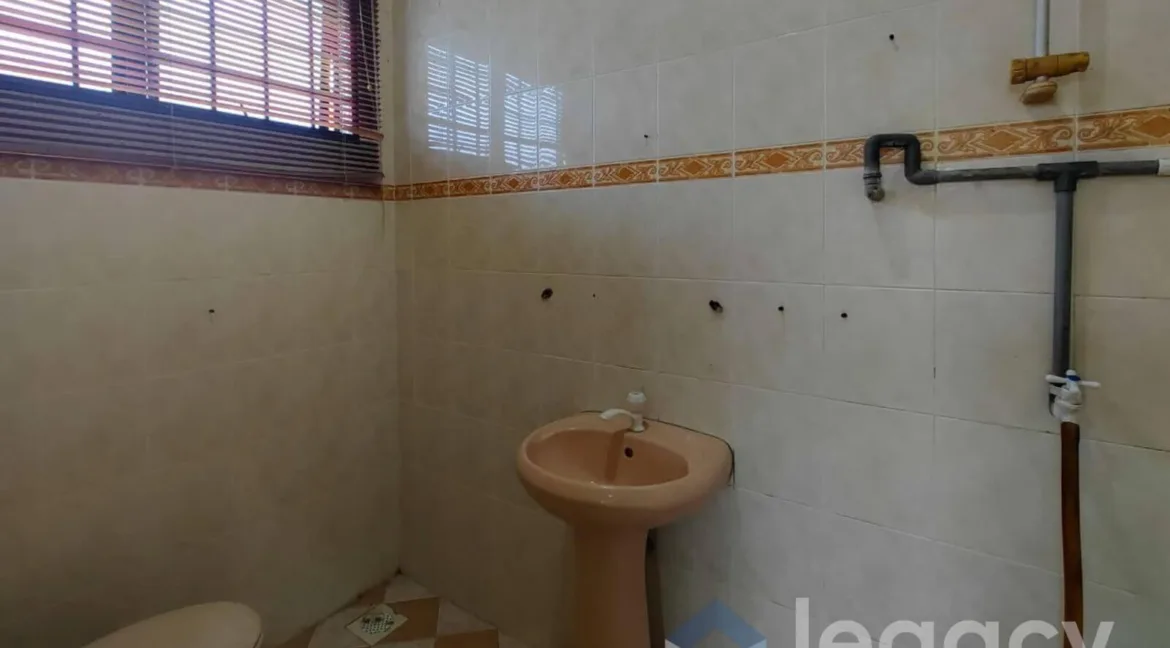 semi-d-setingkat-untuk-dijual-di-taman-sejahtera-mambang-di-awan-25