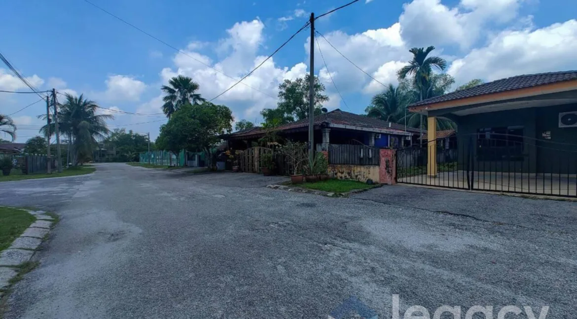 semi-d-setingkat-untuk-dijual-di-taman-sejahtera-mambang-di-awan-28