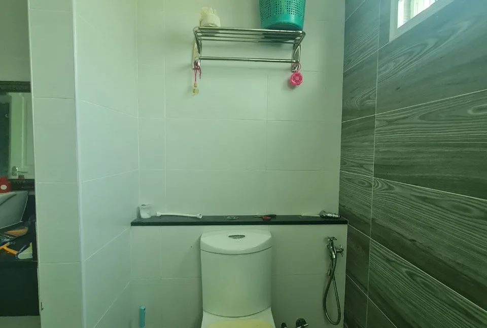 teres-2-tingkat-untuk-dijual-di-bandar-seri-botani-ipoh-18