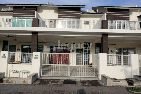 [facing Open] Teres 2 Tingkat untuk dijual di Taman Kinding Raya, Tanjung Rambutan