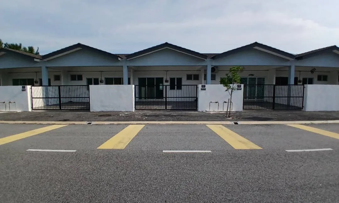 teres-setingkat-di-taman-bemban-permai-batu-gajah-02