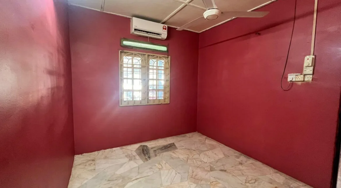 teres-setingkat-untuk-dijual-di-taman-bukit-indah-tapah-06