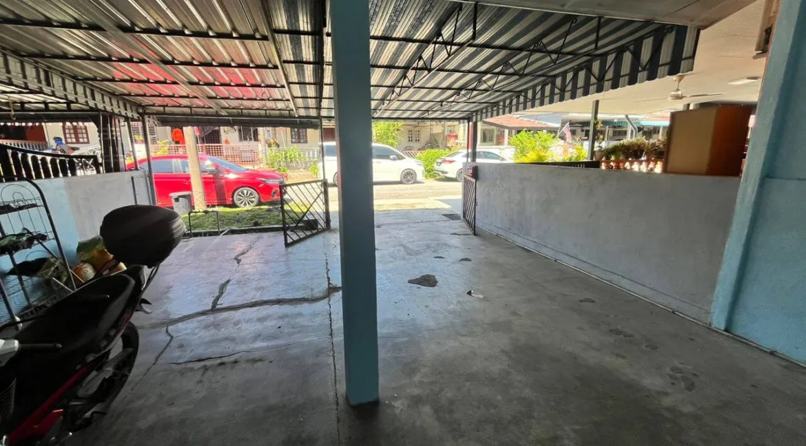 teres-setingkat-untuk-dijual-di-taman-bukit-indah-tapah-17