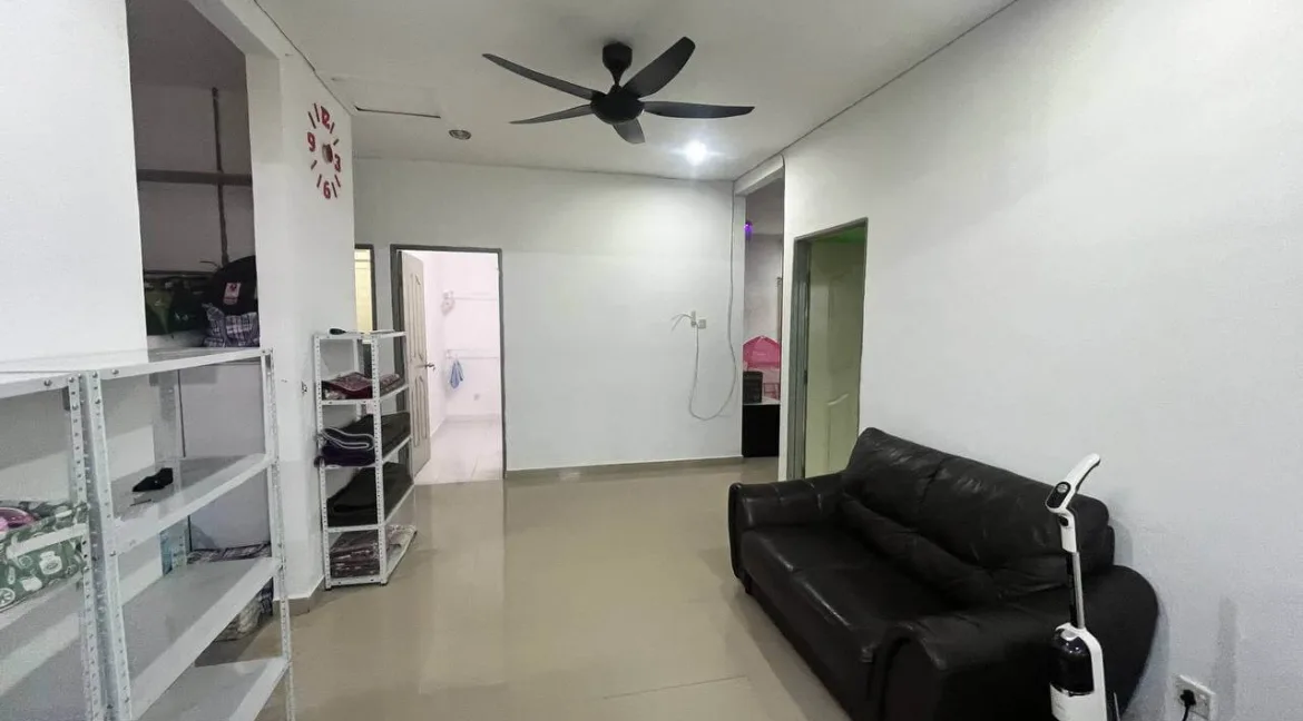 banglo-setingkat-untuk-dijual-di-kampung-senggang-kuala-kangsar-09