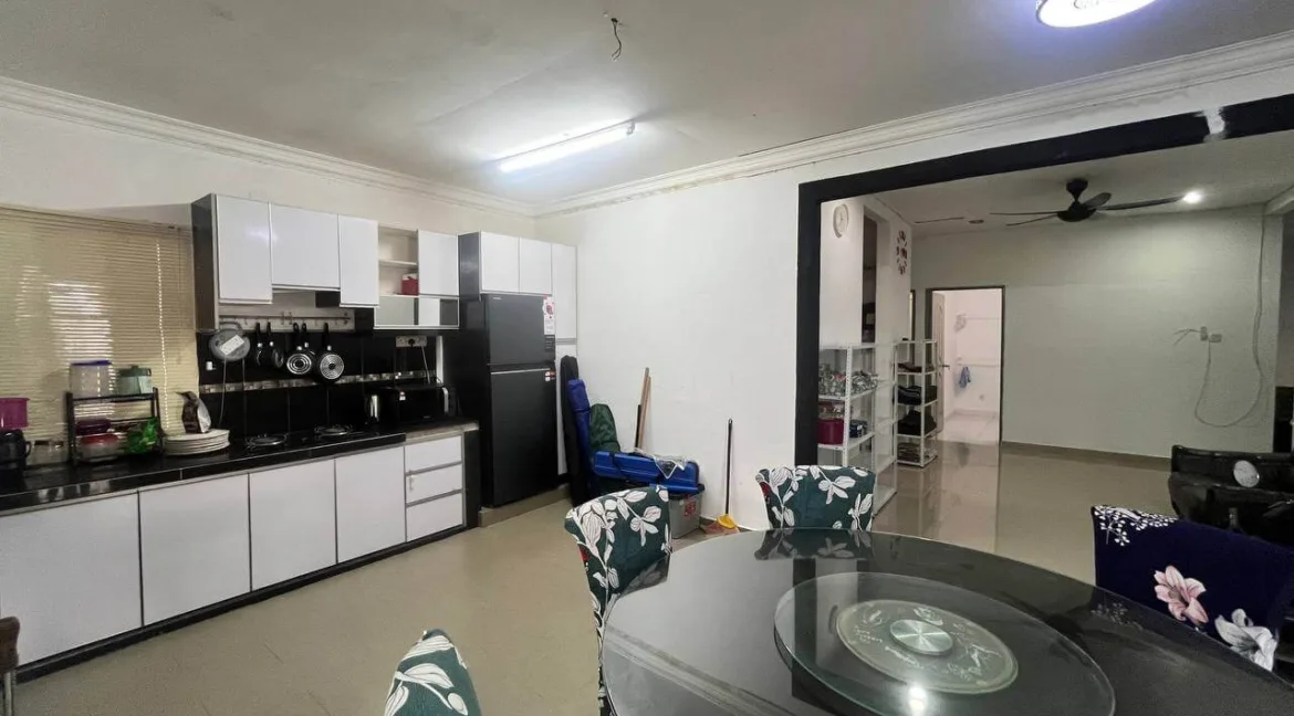 banglo-setingkat-untuk-dijual-di-kampung-senggang-kuala-kangsar-11